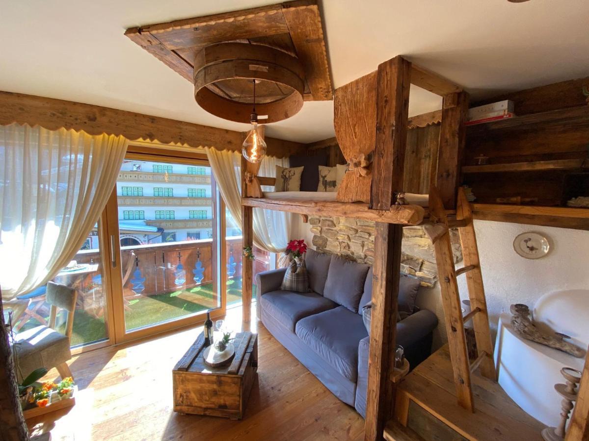 Calore Di Una Casa Di Montagna Campitello di Fassa Kültér fotó
