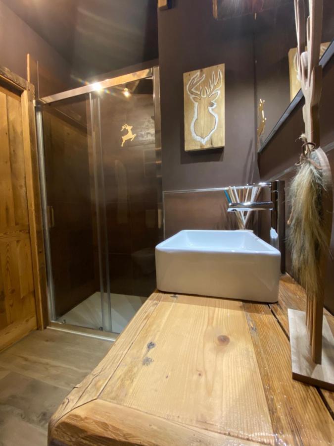 Calore Di Una Casa Di Montagna Campitello di Fassa Kültér fotó